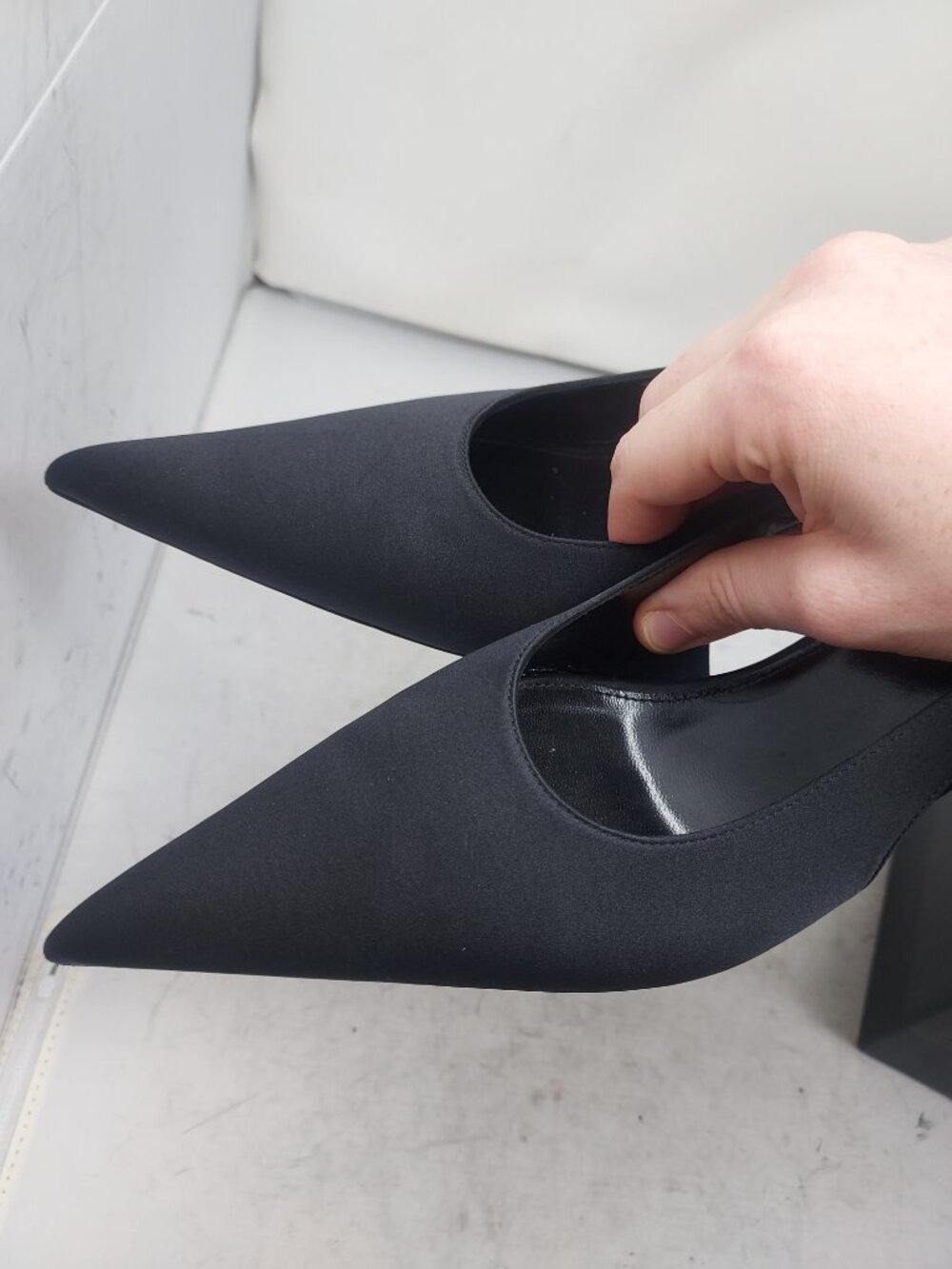 SAINT LAURENT YSL Black Kendall Silk Satin Slingback Pump - Picture 11 of 14